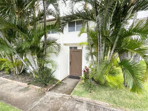 6226 Kawaihae Pl #109, Honolulu, HI 96825