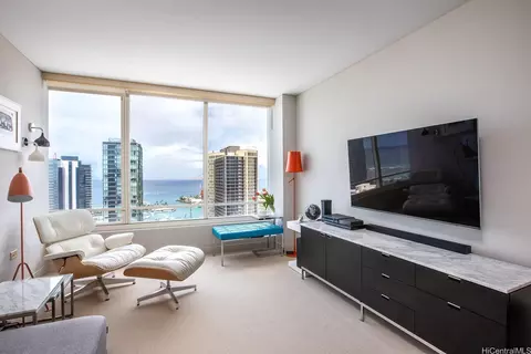 1009 Kapiolani Blvd #4104, Honolulu, HI 96814