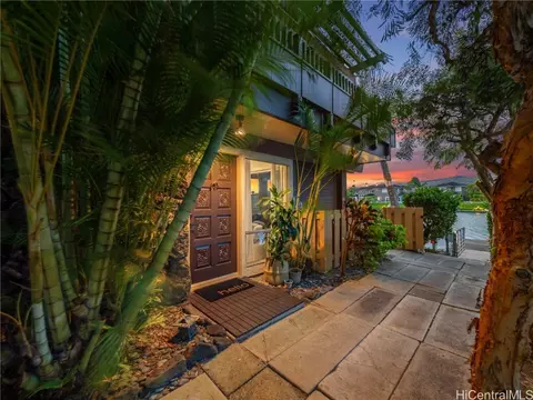 444 Lunalilo Home Rd #319, Honolulu, HI 96825