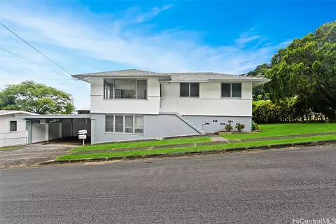 2636 Kekuanoni St, Honolulu, HI 96813