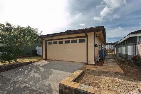 94-1493 Okupu St, Waipahu, HI 96797