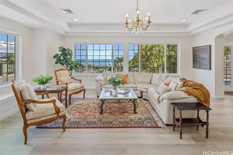 44-156 Nanamoana St, Kaneohe, HI 96744