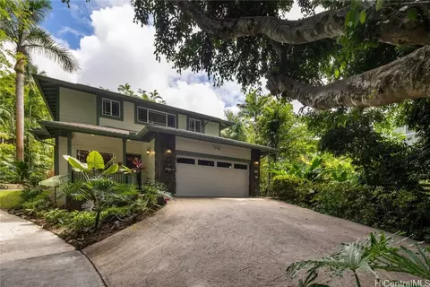 44-678 Kahinani Pl, Kaneohe, HI 96744
