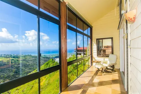 4959 Maunalani Cir #2, Honolulu, HI 96816