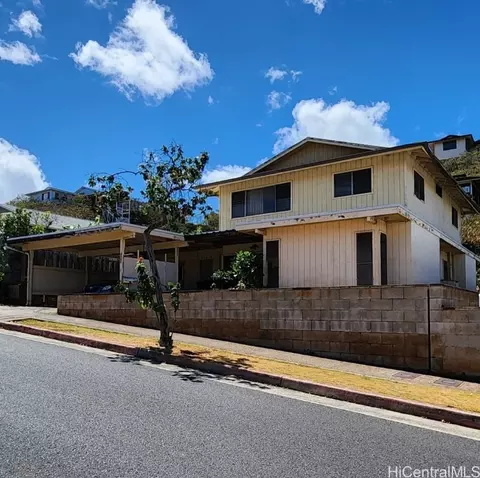4767 Likini St, Honolulu, HI 96818