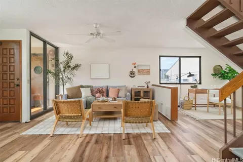 1635 Young St #201, Honolulu, HI 96826