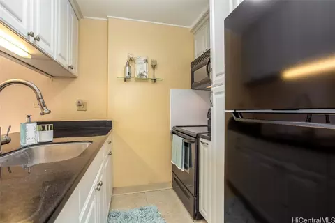 98-450 Koauka Loop #210, Aiea, HI 96701