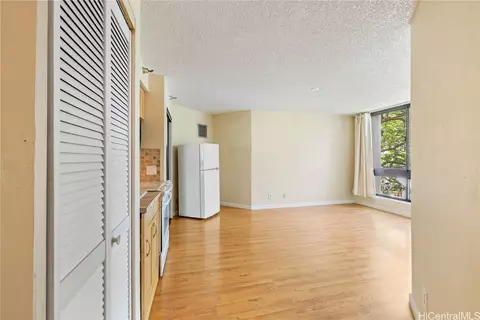 300 Wai Nani Way #TOWER 1 506, Honolulu, HI 96815