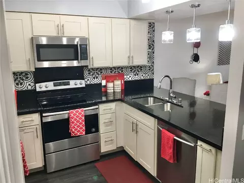 84-710 Kili Dr #1211, Waianae, HI 96792