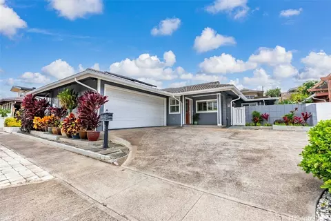 221 Hanamaulu St, Honolulu, HI 96825