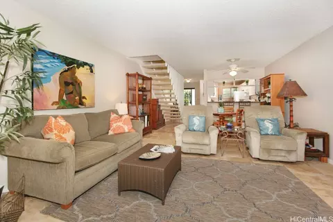 444 Lunalilo Home Rd #906, Honolulu, HI 96825