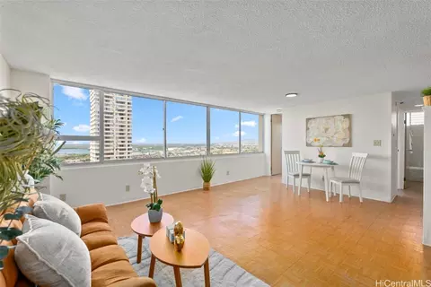 1060 Kamehameha Hwy #2401B, Pearl City, HI 96782