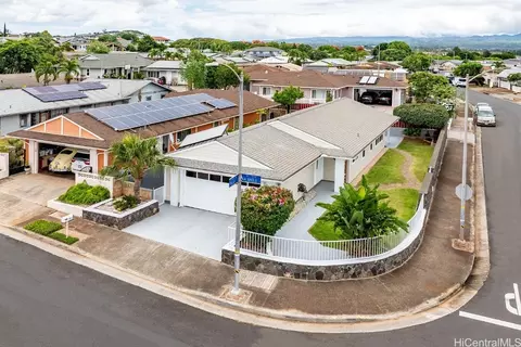 94-1011 Kaaholo St, Waipahu, HI 96797