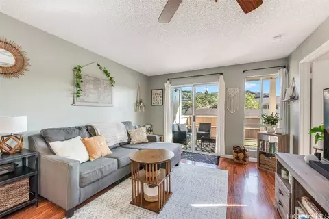 95-510 Wikao St #L105, Mililani, HI 96789