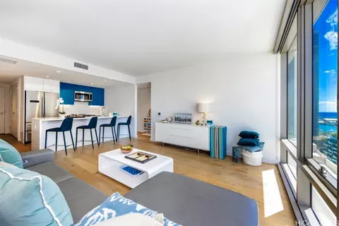 1001 Queen St #1305, Honolulu, HI 96814