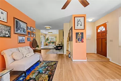 1812 Kamehameha Iv Rd, Honolulu, HI 96819