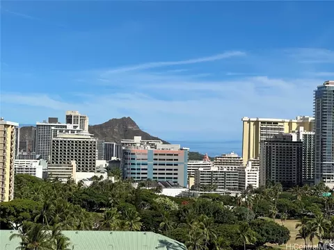 1920 Ala Moana Blvd #1211, Honolulu, HI 96815