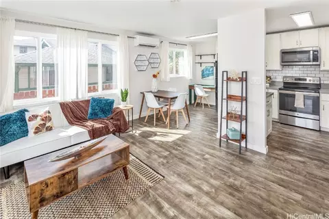 95-1065 Kuauli St #6, Mililani, HI 96789