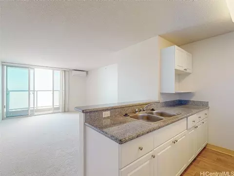 801 South St #4714, Honolulu, HI 96813