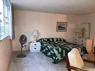 2572 Lemon Rd #806, Honolulu, HI 96815