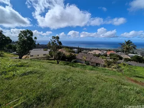 2500 Aha Aina Pl #E, Honolulu, HI 96821