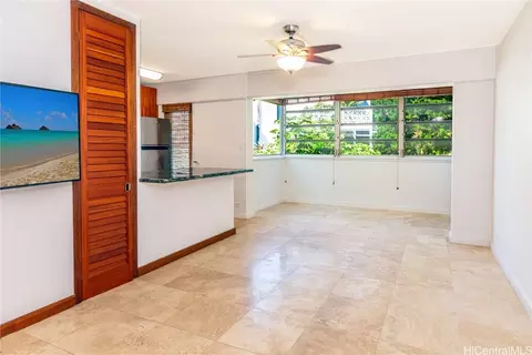 3061 Pualei Cir #206B, Honolulu, HI 96815