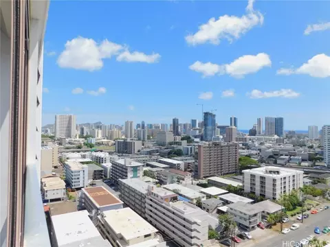 1556 Piikoi St #1806, Honolulu, HI 96822