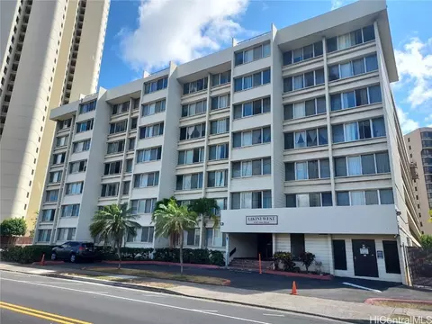 5122 Likini St #516, Honolulu, HI 96818