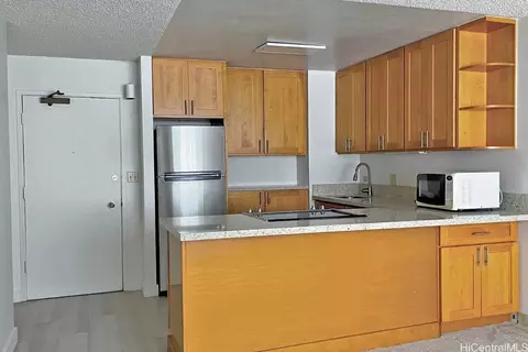 3045 Ala Napuaa Pl #405, Honolulu, HI 96818