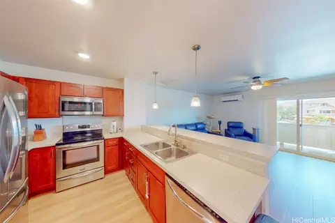642 Kakala St #1607, Kapolei, HI 96707