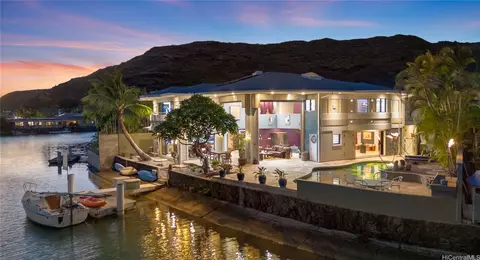 812 Kumukahi Pl, Honolulu, HI 96825