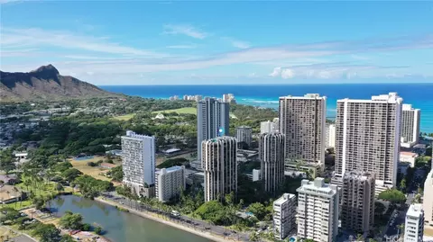 300 Wai Nani Way #419, Honolulu, HI 96815