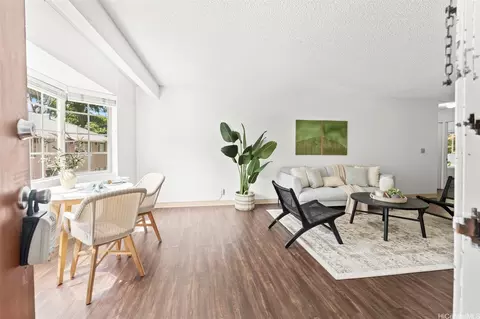 44-104 Ikeanani Dr #313, Kaneohe, HI 96744