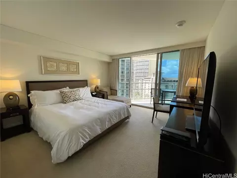 223 Saratoga Rd #1518, Honolulu, HI 96815