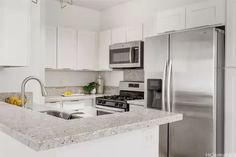 91-637 Puamaeole St #40A, Ewa Beach, HI 96706
