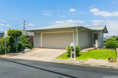 99-738 Meaala St, Aiea, HI 96701