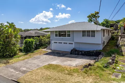 2340 University Ave, Honolulu, HI 96822