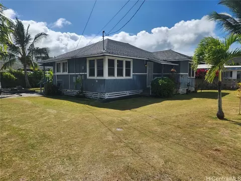 711 Kalolina Pl, Kailua, HI 96734