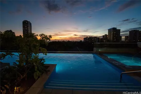 383 Kalaimoku St #1008, Honolulu, HI 96815