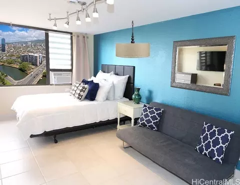 444 Niu St #3001, Honolulu, HI 96815