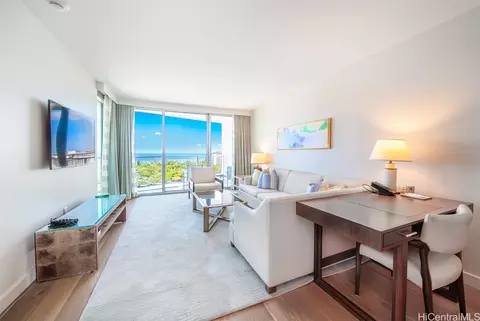 383 Kalaimoku St #E1815, Honolulu, HI 96815