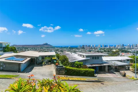 1434 Kalaepohaku St, Honolulu, HI 96816