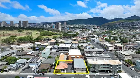 3144 3148 Brokaw St, Honolulu, HI 96815