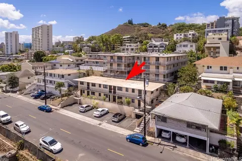1532 Thurston Ave, Honolulu, HI 96822