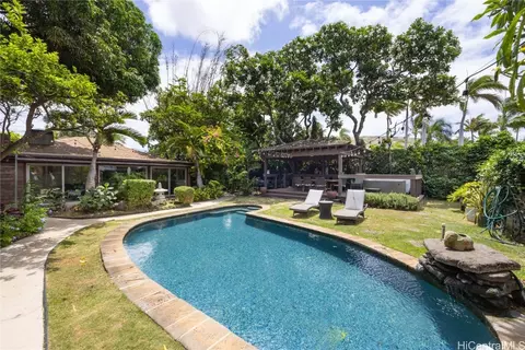 321 Portlock Rd, Honolulu, HI 96825