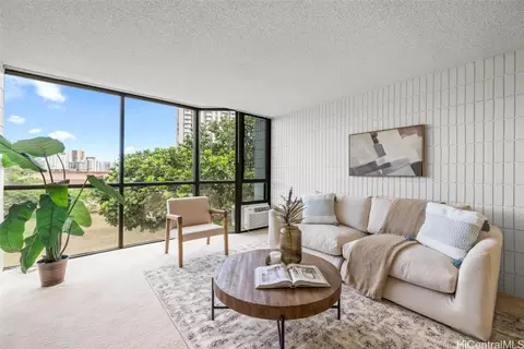 855 Makahiki Way #409, Honolulu, HI 96826