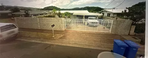 99-741 Hulumanu St, Aiea, HI 96701