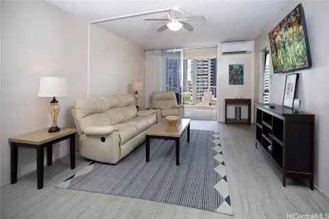 469 Ena Rd #1412, Honolulu, HI 96815