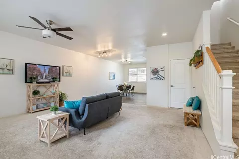 724 Kakala St #1502, Kapolei, HI 96707