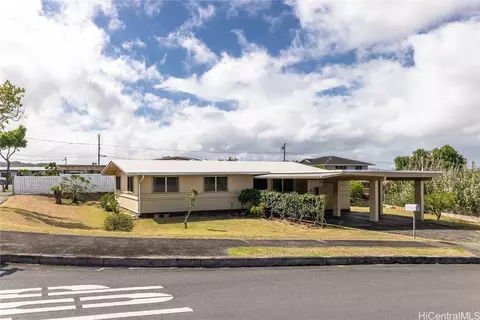 99-865 Nahiolea St, Aiea, HI 96701